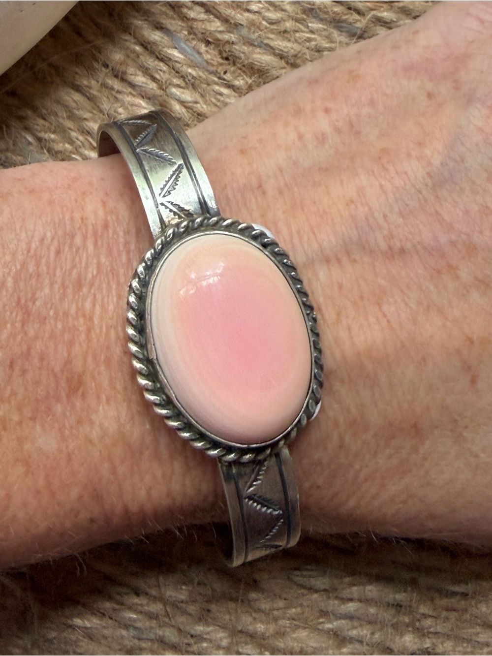 Sterling Silver Pink Conch Cabochon Cuff Bracelet - Picture 9 of 9